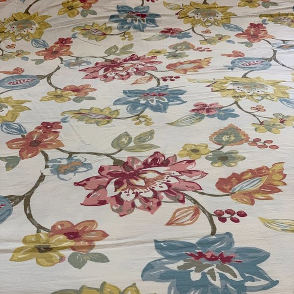 Queen Size Duvet Cover with Shams and Body Pillow Case Cover - Picture 11 of 13